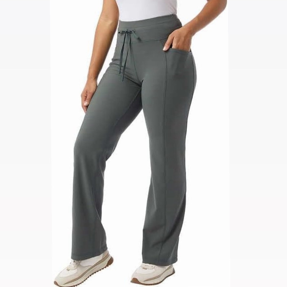 32° Cool Sage Green Ribbed Wide Leg Lounge Pants size Small ✨
